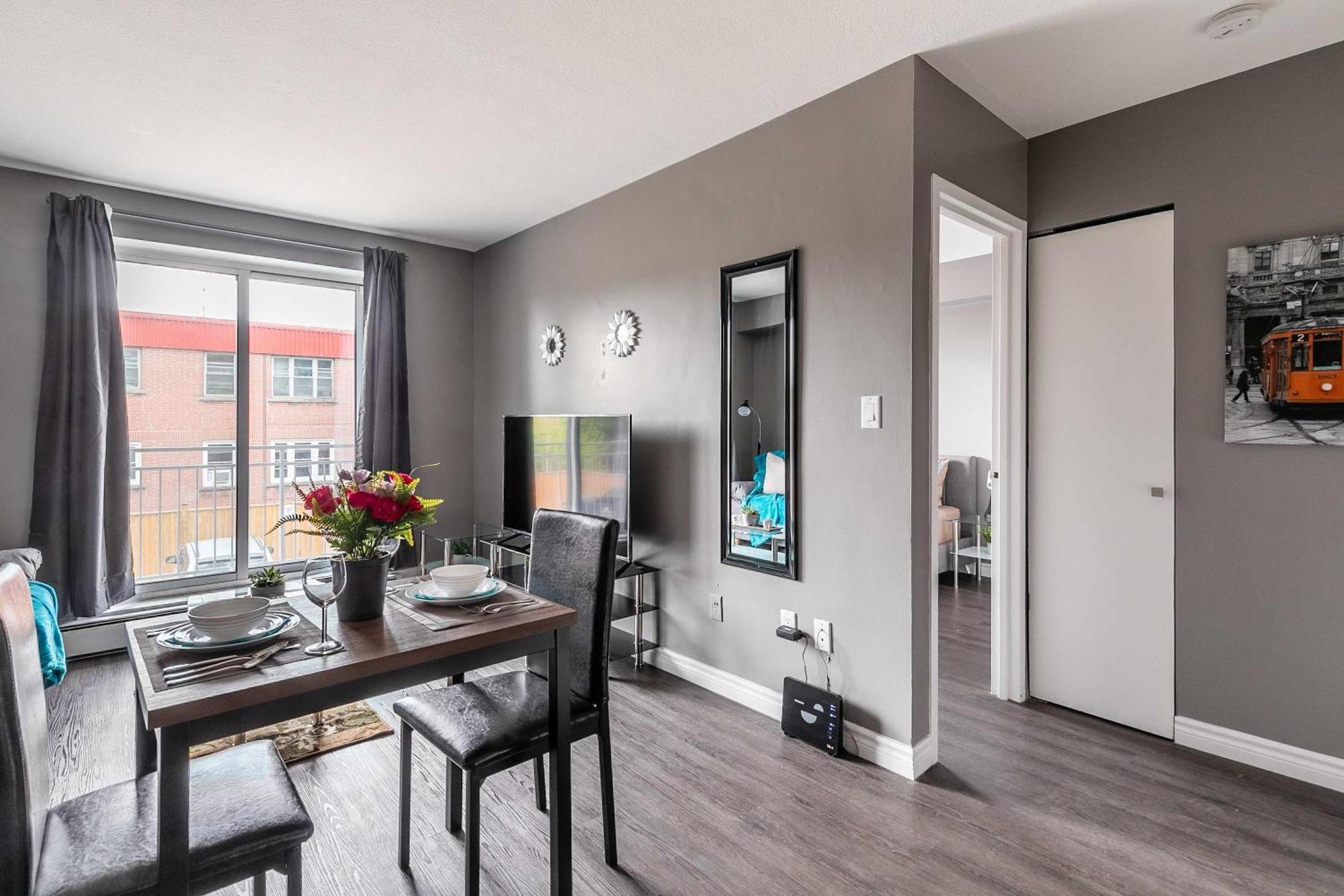 Glenview West Apartment W Patio - Near Downtown 해밀턴 외부 사진